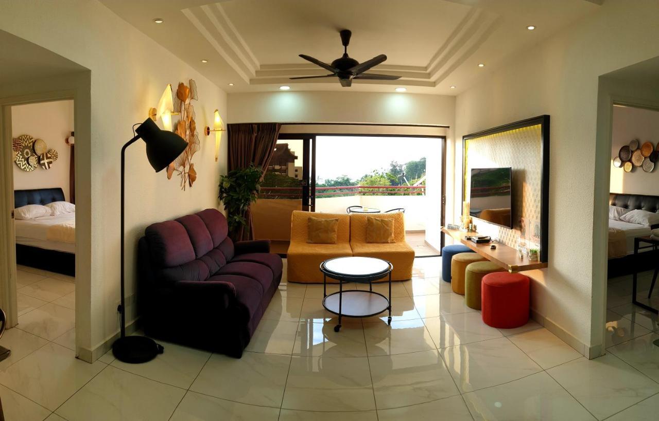 Sri Sayang By Coral Holiday Resort Бату Феринги Екстериор снимка