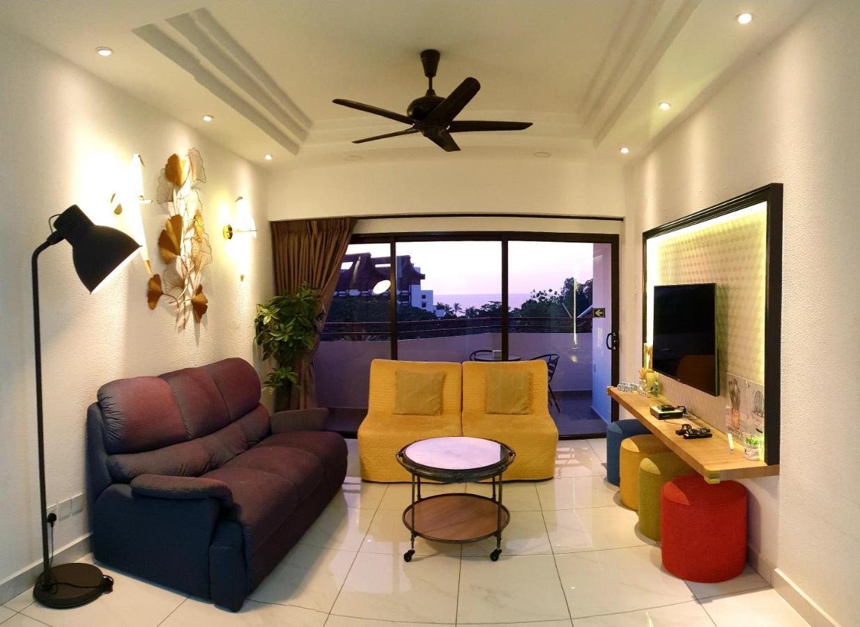 Sri Sayang By Coral Holiday Resort Бату Феринги Екстериор снимка